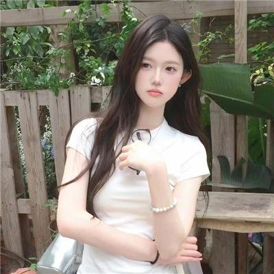 红。白。蓝